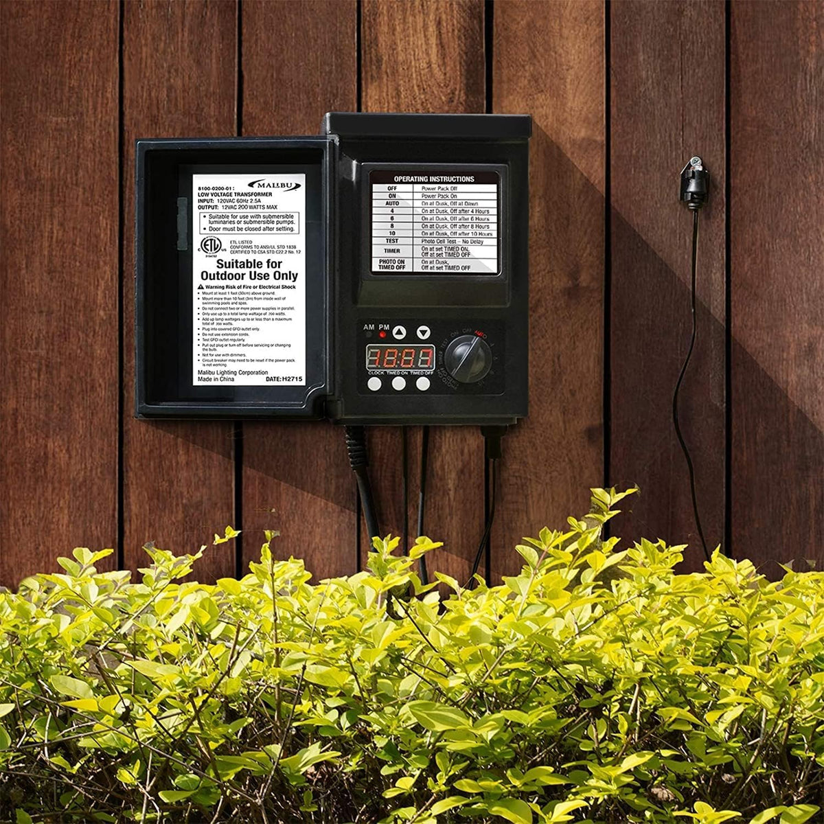 200W Low Voltage Landscape Lighting Transformer C505331